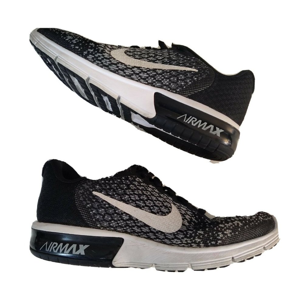 Nike Air Max Black and White Athletic Shoes
